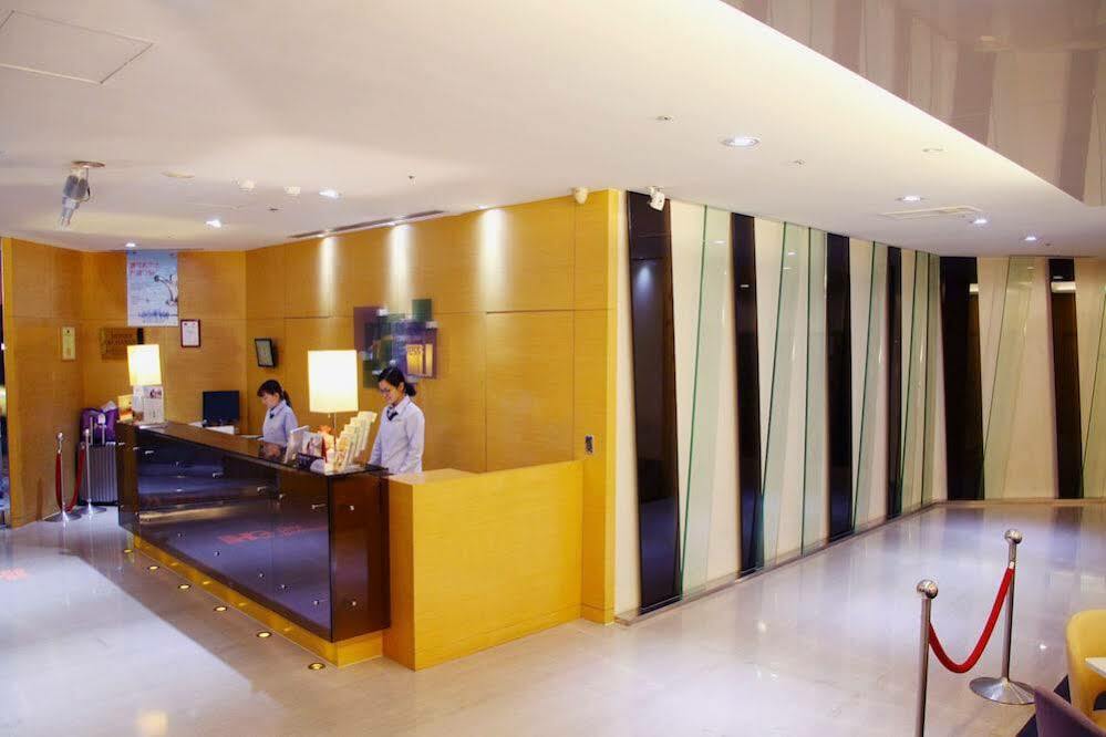 Holiday Inn Express Taoyuan, An Ihg Hotel Exterior foto